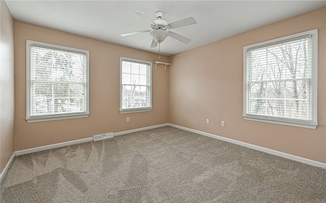 131 Glen Ln, Ross Twp, PA 15237