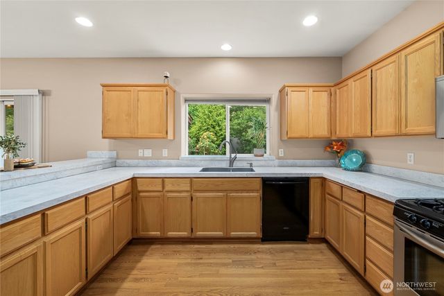 16910 132nd Avenue E, Puyallup, WA 98374