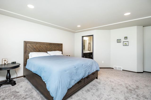 3137 6th Street E, West Fargo, ND 58078