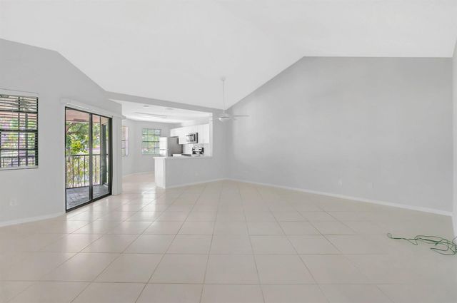 6658 Montego Bay Boulevard D, Boca Raton, FL 33433