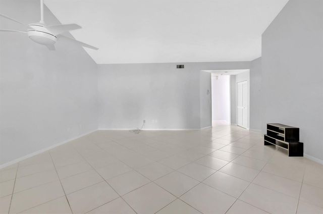 6658 Montego Bay Boulevard D, Boca Raton, FL 33433