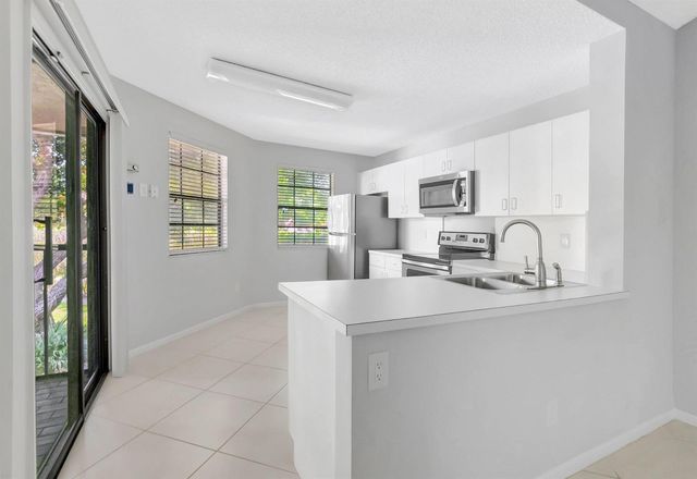 6658 Montego Bay Boulevard D, Boca Raton, FL 33433
