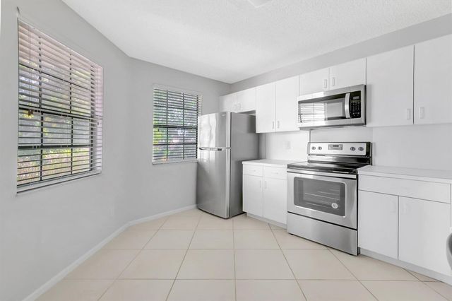 6658 Montego Bay Boulevard D, Boca Raton, FL 33433