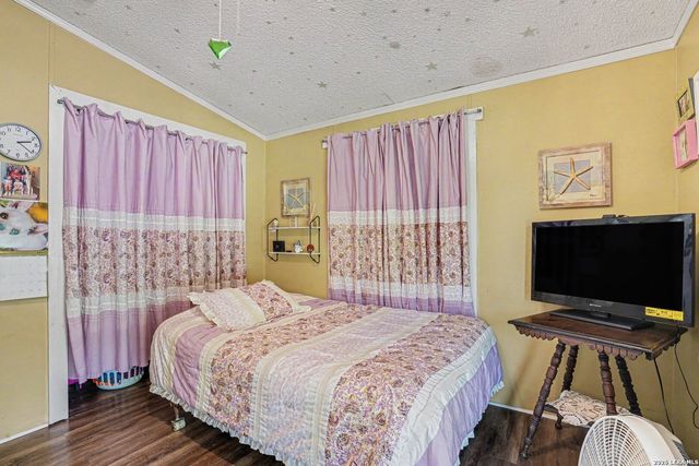 247 WOODCREEK CIR, Mcqueeney, TX 78123