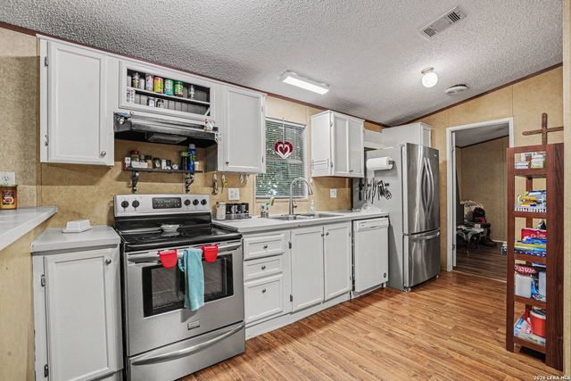 247 WOODCREEK CIR, Mcqueeney, TX 78123