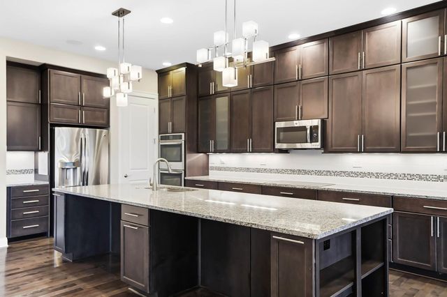 2905 Highland Woods Boulevard, New Albany, OH 43054