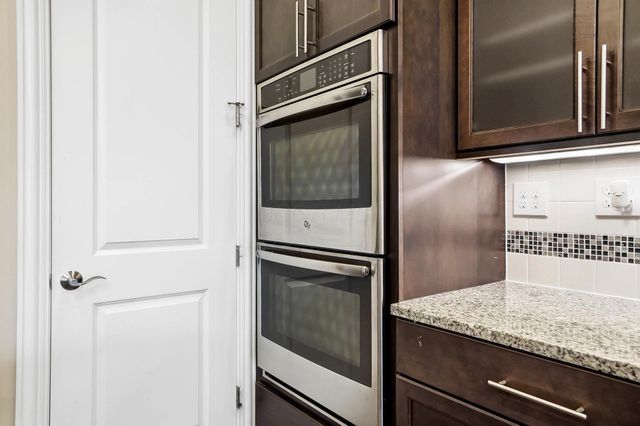 2905 Highland Woods Boulevard, New Albany, OH 43054