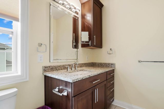 2905 Highland Woods Boulevard, New Albany, OH 43054