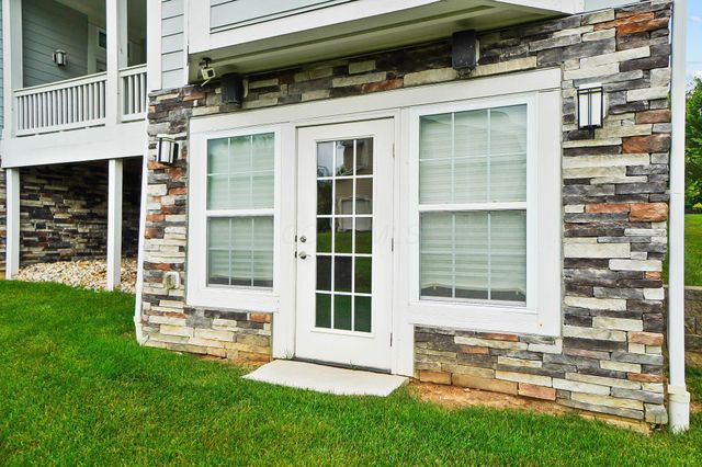 2905 Highland Woods Boulevard, New Albany, OH 43054