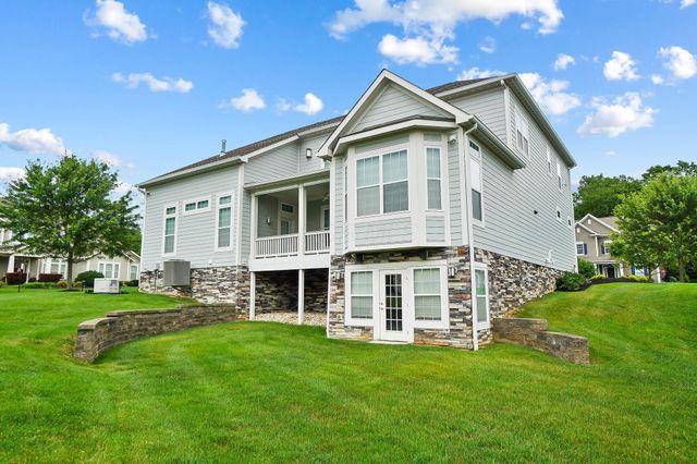2905 Highland Woods Boulevard, New Albany, OH 43054