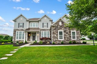 2905 Highland Woods Boulevard, New Albany, OH 43054
