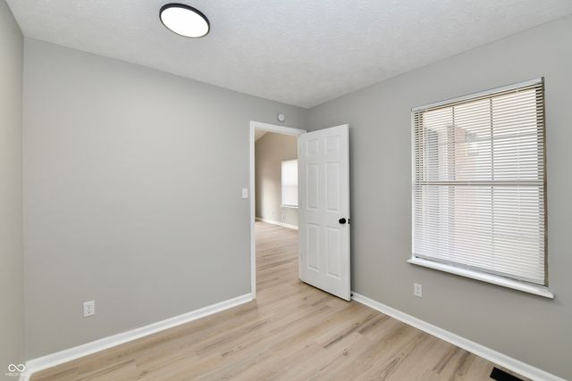 8547 Rock Hollow Circle, Indianapolis, IN 46256