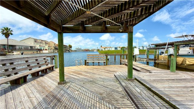 14427 Compass St A14, Corpus Christi, TX 78418