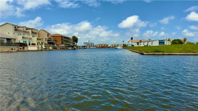 14427 Compass St A14, Corpus Christi, TX 78418