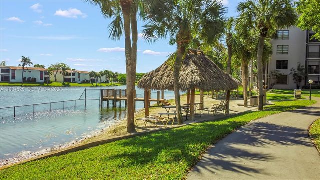 1100 Colony Point Circle 201, Pembroke Pines, FL 33026