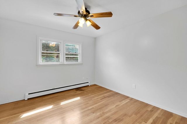194 Breckenridge St, Palmer, MA 01069