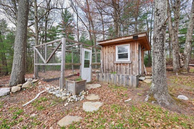 194 Breckenridge St, Palmer, MA 01069