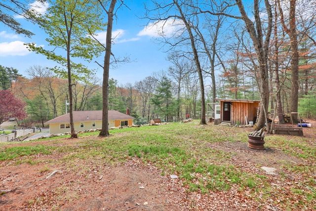 194 Breckenridge St, Palmer, MA 01069