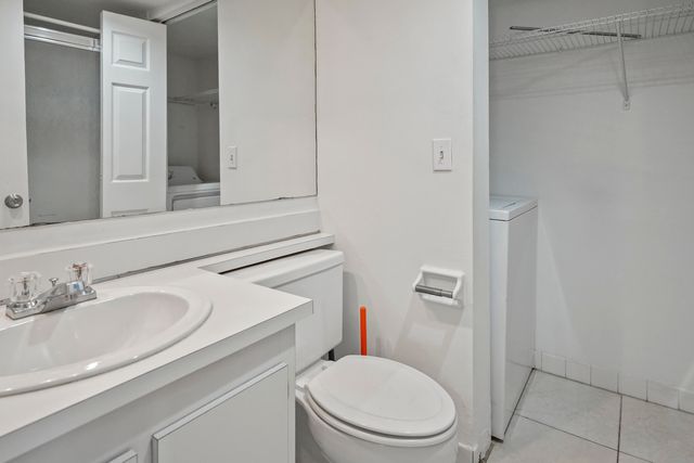 262 Woodland Road, Palm Springs, FL 33461