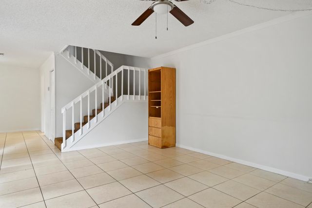 262 Woodland Road, Palm Springs, FL 33461