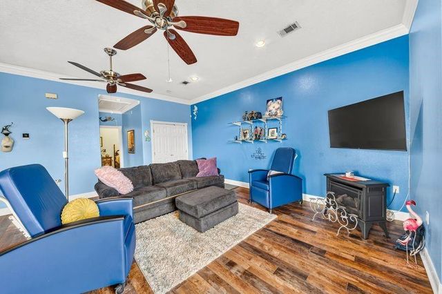 749 12th Street, Dickinson, TX 77539
