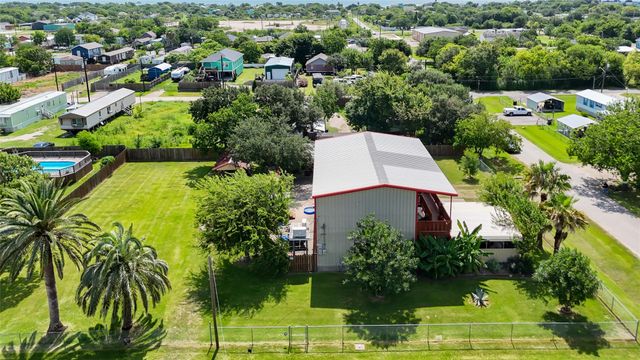 749 12th Street, Dickinson, TX 77539