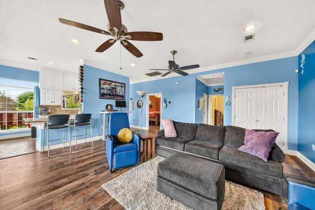 749 12th Street, Dickinson, TX 77539