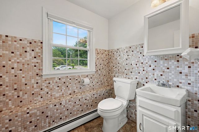 45 Cottontail Road, Norwalk, CT 06854
