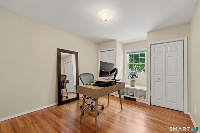 45 Cottontail Road, Norwalk, CT 06854