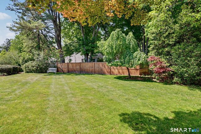 45 Cottontail Road, Norwalk, CT 06854