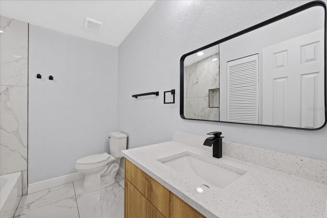 1130 DOGWOOD AVENUE, Tampa, FL 33613