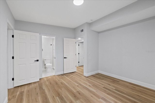 1130 DOGWOOD AVENUE, Tampa, FL 33613