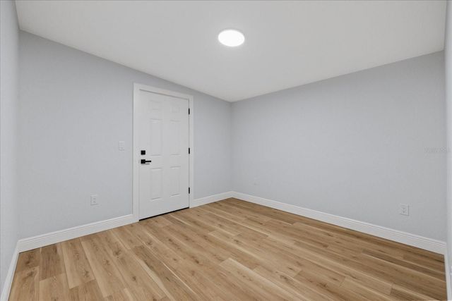 1130 DOGWOOD AVENUE, Tampa, FL 33613
