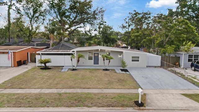 1130 DOGWOOD AVENUE, Tampa, FL 33613