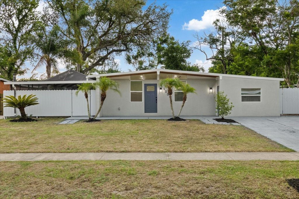 1130 DOGWOOD AVENUE, Tampa, FL 33613