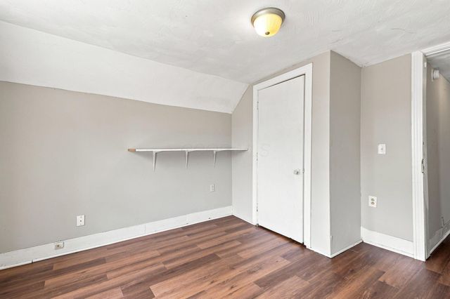 2884 E 9th Avenue, Columbus, OH 43219