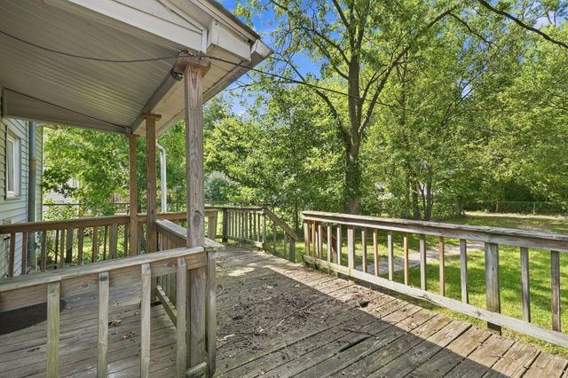 2884 E 9th Avenue, Columbus, OH 43219