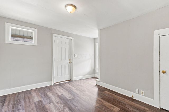 2884 E 9th Avenue, Columbus, OH 43219