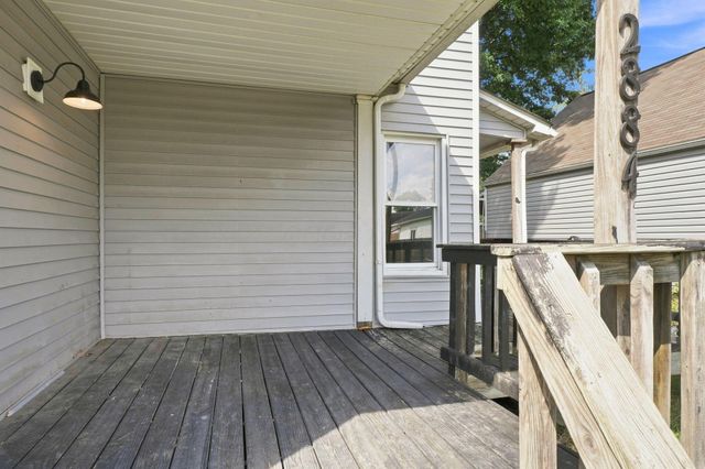 2884 E 9th Avenue, Columbus, OH 43219