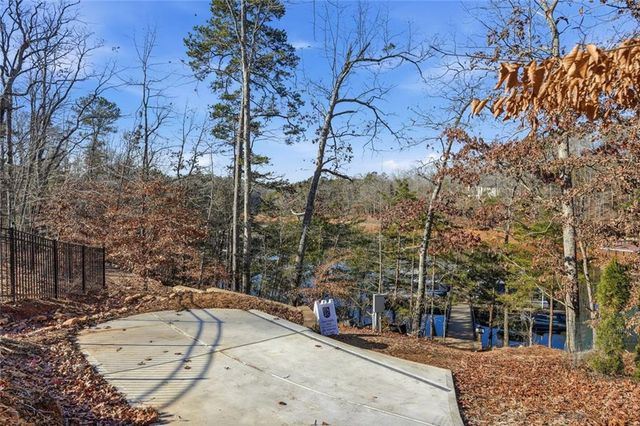 6044 Bluewater Boulevard, Gainesville, GA 30506