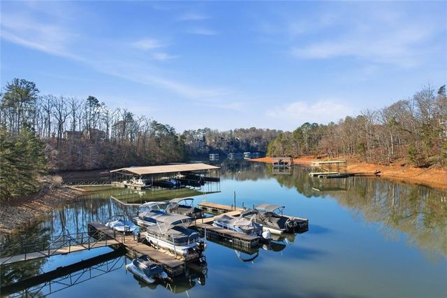 6044 Bluewater Boulevard, Gainesville, GA 30506