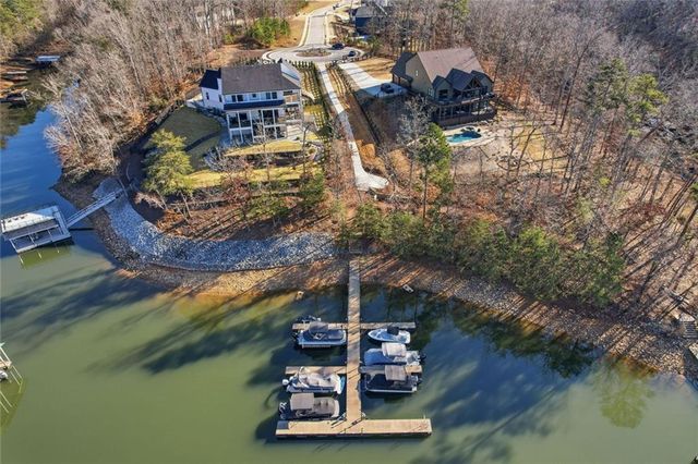 6044 Bluewater Boulevard, Gainesville, GA 30506