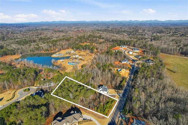 6044 Bluewater Boulevard, Gainesville, GA 30506