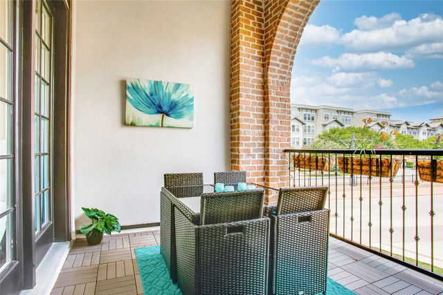 707 Will Rice Avenue, Irving, TX 75039