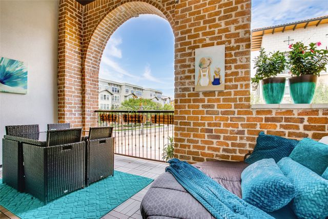 707 Will Rice Avenue, Irving, TX 75039