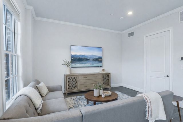 707 Will Rice Avenue, Irving, TX 75039