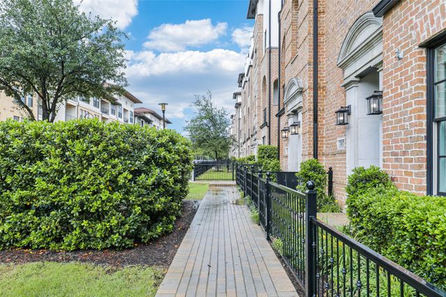 707 Will Rice Avenue, Irving, TX 75039