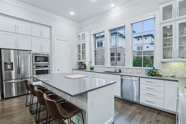 707 Will Rice Avenue, Irving, TX 75039