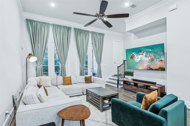 707 Will Rice Avenue, Irving, TX 75039