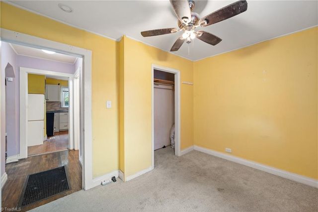 683 Old Hollow Road, Winston-salem, NC 27105